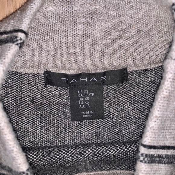 Tahari Knit Tunic - Picture 2 of 3